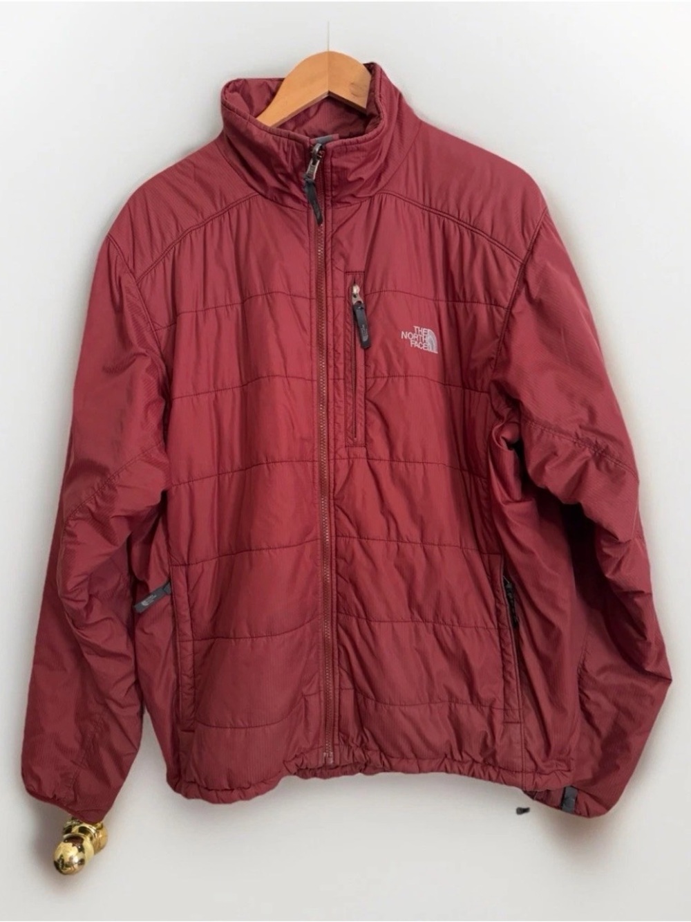 The North Face Puffer Jacket Men’s Size L Maroon Primaloft Outdoor Gorpcore